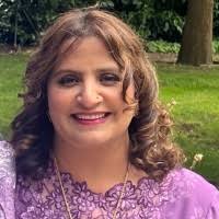 100+ "Farina 💙💚❤️😍👻" profiles