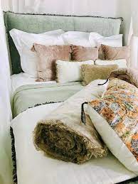 epingle sur tetes de lit sur mesure en lin lave et velours