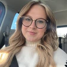 Hairstylists with wheelchair accessible salons near Olyphant?