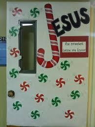 But parents aren't the only ones counting down the days, teachers are too. 20 Beautiful Classroom Christmas Door Decoration Ideas Collagecab