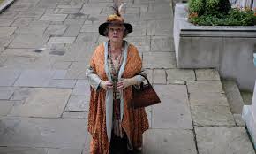 Like and share our website to support us. The Dame Hams It Up In Sumptuous Remake Of Noel Coward S Classic Brian Viner Reviews Blithe Spirit Daily Mail Online