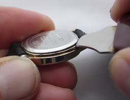 How we make fossil watch battery replacement easy. How Do Fossil Watches Work Quora