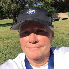 Leslie Crook's Instagram, Twitter & Facebook