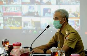 440/1972/b.um.um 2020 terkait imbauan kepada masyarakat di sulsel mengenai pencegahan penularan virus corona. Gebrakan Ganjar Dari Jateng Di Rumah Saja Republika Online