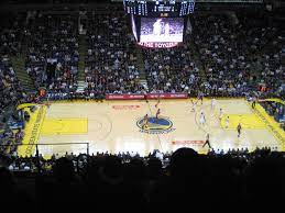 The chase center has a capacity of 18,064 for a warriors game, and as the newest venue in the league has every modern stadium amenity that a fan could want. Oracle Arena Golden State Warriors Stadium Journey