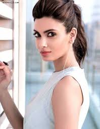 Diana Penty Wiki Bio Age Figure Size Height Hd Images Wallpapers Download Mobile abyss women diana penty. diana penty wiki bio age figure size