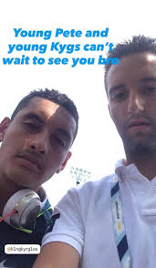Nick is awake and giving kisses to Buddy ( that's his macaw 🦜).