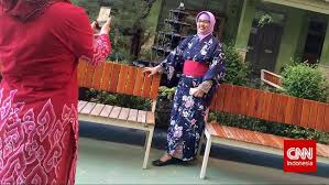 Guru Sman 3 Retno Sosok Berintegritas Yang Bertutur Halus guru sman 3 retno sosok berintegritas