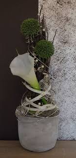 Scopri ricette, idee per la casa, consigli di stile e altre idee da provare. Tischdekoration Tischgesteck Gesteck Calla Weiss Grun Silber Dekoration Tischdeko Blumen Calla