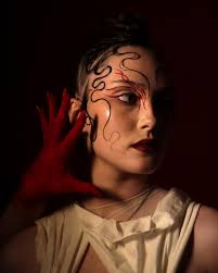 MEET THE MODELS (2/5) Introducing our second set of Walk On models for  2023! Robin Tetlow-Shooter @robintetlow Sade Wallace @sadeawallace Kunj  Kapur @kkap25 Niza Machona @nizamachona Josie Keey @josie_keey Arjun Johan  @arjunjohal02 * * *