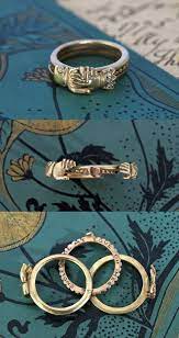 Fede Gimmel Ring Three Interlocking Rings With A Secret Message Engraved On The Innermost Ring That Can Only Be Revealed Unique Rings Jewelry Engraved Rings