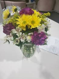 When we are back up and running, we'll contact your recipient to complete delivery of your fresh, beautiful arrangement. 10 Best Flower Delivery Services Of 2021