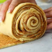 Giant Apple Pie Cinnamon Roll Cooking Tv Recipes Recipe Apple Cinnamon Rolls Cinnamon Roll Apple Pie Apple Recipes
