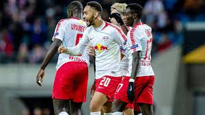 Nach dem 4:1 in berlin war in leipzig party angesagt. Rb Leipzig Jung Und Torhungrig Fussball Schalke 04