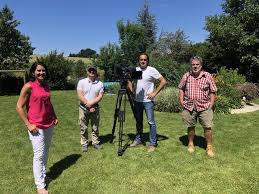 Die weiteren folgen der neuen zehnteiligen staffel natur im garten zeigt 3sat samstags um 15.00 uhr. Ploberger Thema Auf Meinbezirk At