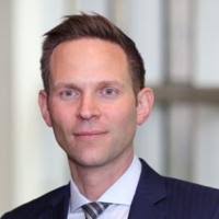 Niantic-Harristown graduate Michael Pyle part of Vice President Kamala  Harris' economic policy team