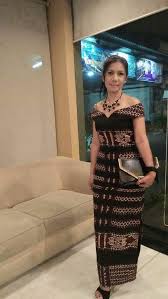 Dress Tenunan Sabu Ntt Pakaian Pesta Model Pakaian Model Baju Wanita