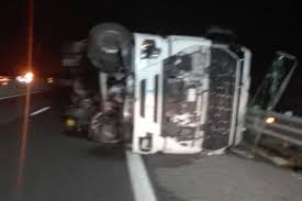 Quel tratto di a14 infatti, oltre a. Camion Si Ribalta Sull A14 Fra Molfetta E Bitonto Un Ferito
