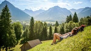 Im eissportzentrum oberstdorf trainieren sportler in verschiedenen disziplinen: Die 10 Schonsten Bergwanderungen Rund Um Oberstdorf Outdoor Magazin Com