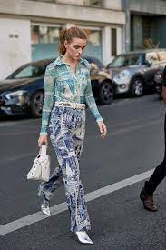 9 new street style trends i ve seen all over paris this week street style denim street style street style trends