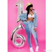 16th Birthday Outfit Girls Birthday Photoshoot Ideas With Friends Cute Photoshoot Follow Goddesspins For More 21st Birthday Photoshoot 16th Birthday Outfit Birthday Fashion