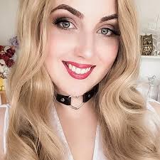 Down time is a good time to reprioritise your life! 💫 I did this not so  long ago for my upcoming blog post all about how to create your own vision  board, and what's the point of even having one, ...