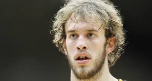 Kyle Kelm finds his way back to basketball