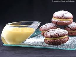 Macarons A L Ancienne Au Chocolat Noir Fruit De La Passion Recette Chocolat Noir Macaron Fruit De La Passion