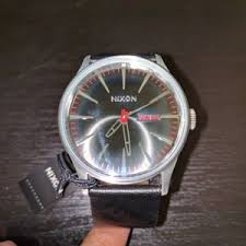 Buy nixon watches online now at tactics! Wts Nixon Banks Gunmetal Red And Nixon Sentry Leather Black Watchcharts