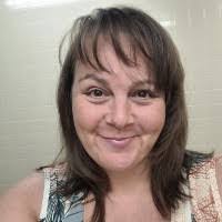 Amber Metcalf's Instagram, Twitter & Facebook