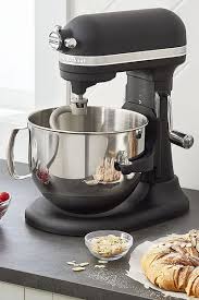 Maybe you would like to learn more about one of these? Kitchenaid Pro Line Series 7 Quart Bowl Lift Stand Mixer In Cast Iron Black Proshopaholic Com
