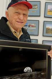 Commander of the first Apollo mission to the moon, Astronaut Frank Borman,  has died at age 95