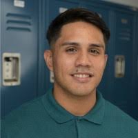 Erik Loera's Instagram, Twitter & Facebook