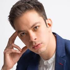 Daniel Abundis's Instagram, Twitter & Facebook