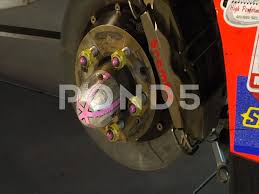 Nascar (the national association for stock car auto racing) is the world's largest governing and sanctioning body of brakes are used more sparingly on speedways compared to short tracks, so racing teams will often use thinner, lighter rotors with. Nascar Race Car Brembo Disc Brakes Cu Stock Video Pond5