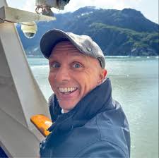 Well yesterday was fun! Thank you to Aaron Bonk, Arsene Dupin, Leah  Orleans, and Jim Mackenzie for your wonderful shows. I had a great time and  I'm now off to the next