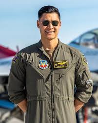 Honored and privileged to represent the 693,000 #airmen serving around the globe #aimhigh spr.ly/airforce_applynow. Thunderbirds Announce Left Wing Pilot For 2021 Season Airshow News