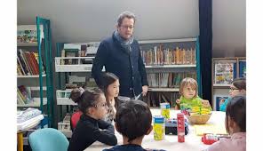 Saint-Étienne-de-Crossey. Un atelier d'illustration ludique avec Thomas Baas