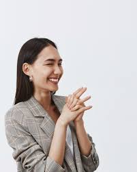 Do that by preparing yourself to laugh as well.smile, make eye contact, and loosen up. One Liners Our Collection Of The Best One Liners Reader S Digest