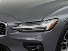 It's important to carefully check the trims of the car you're interested in to make sure that you're getting the features. Volvo S60 Price In Uae New Volvo S60 Photos And Specs Yallamotor