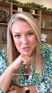 This eco resin trick is super easy—and the end result looks awesome! Resin  might seem a bit intimidating at first, but once you get the hang of it,  it's actually really fun