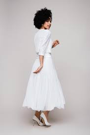Maybe you would like to learn more about one of these? Wadenlanger Brautkleid Zweiteiler Mit Besonderem Glitzer Effekt