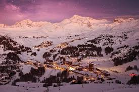 Au cours des prochaines semaines, vous serez nombreux à quitter la ville pour rejoindre les pistes. Location Ski La Plagne 8 Magasins Intersport