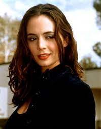Eliza Dushku I Always Loved Faith On Buffy But I Also Loved Tru Calling And Dollhouse Eliza Seems Like A Reall Buffy The Vampire Slayer Buffy Vampire Slayer