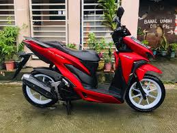 It is also the first motorcycle with the answer back system, a premium feature that helps you locate your bike when parked. Honda Click 150 V2 Game Changer Used Philippines