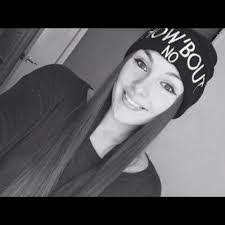 Nancy Bott's Instagram, Twitter & Facebook