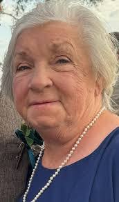 Barbara Sartin's Instagram, Twitter & Facebook