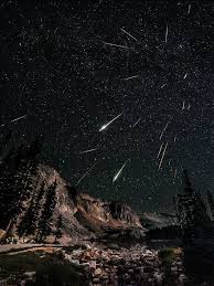Beautiful View Of The Perseids Meteor Shower Meteor Shower Earth Photos Night Skies