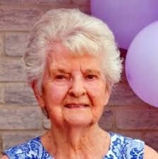 Daphne Sanderson Obituary