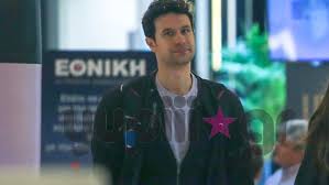 Πατέρας θα γίνει σε λίγους μήνες ο ορφέας αυγουστίδης. Eidhseis Me 8ema Orfeas Aygoystidhs Yupiii Gr